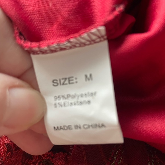 Gorgeous Women’s Holiday Dress, Size M - Picture 6 of 6